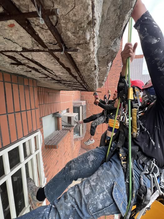 大樓外牆磁磚修補